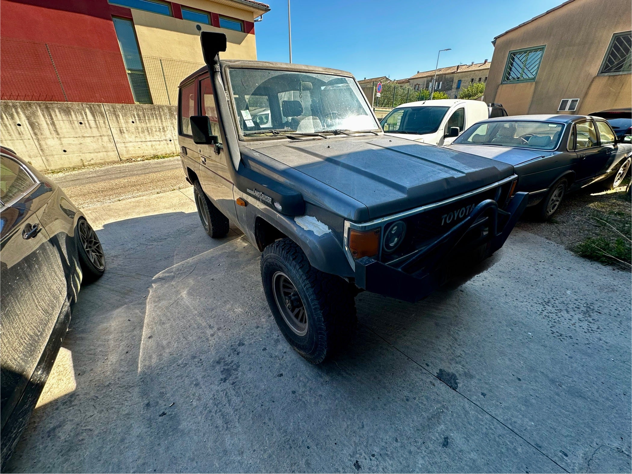 Toyota Land Cruiser LJ 70 . VENDU